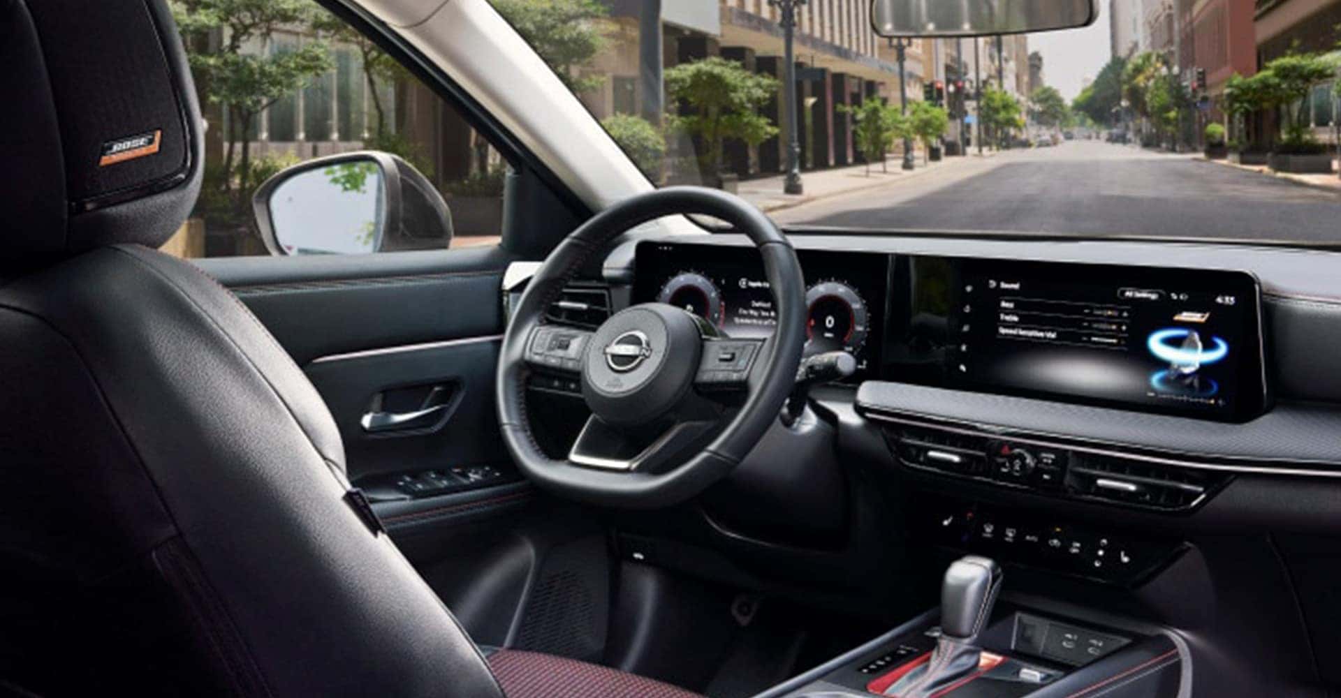 Nissan Kicks Dual Displays