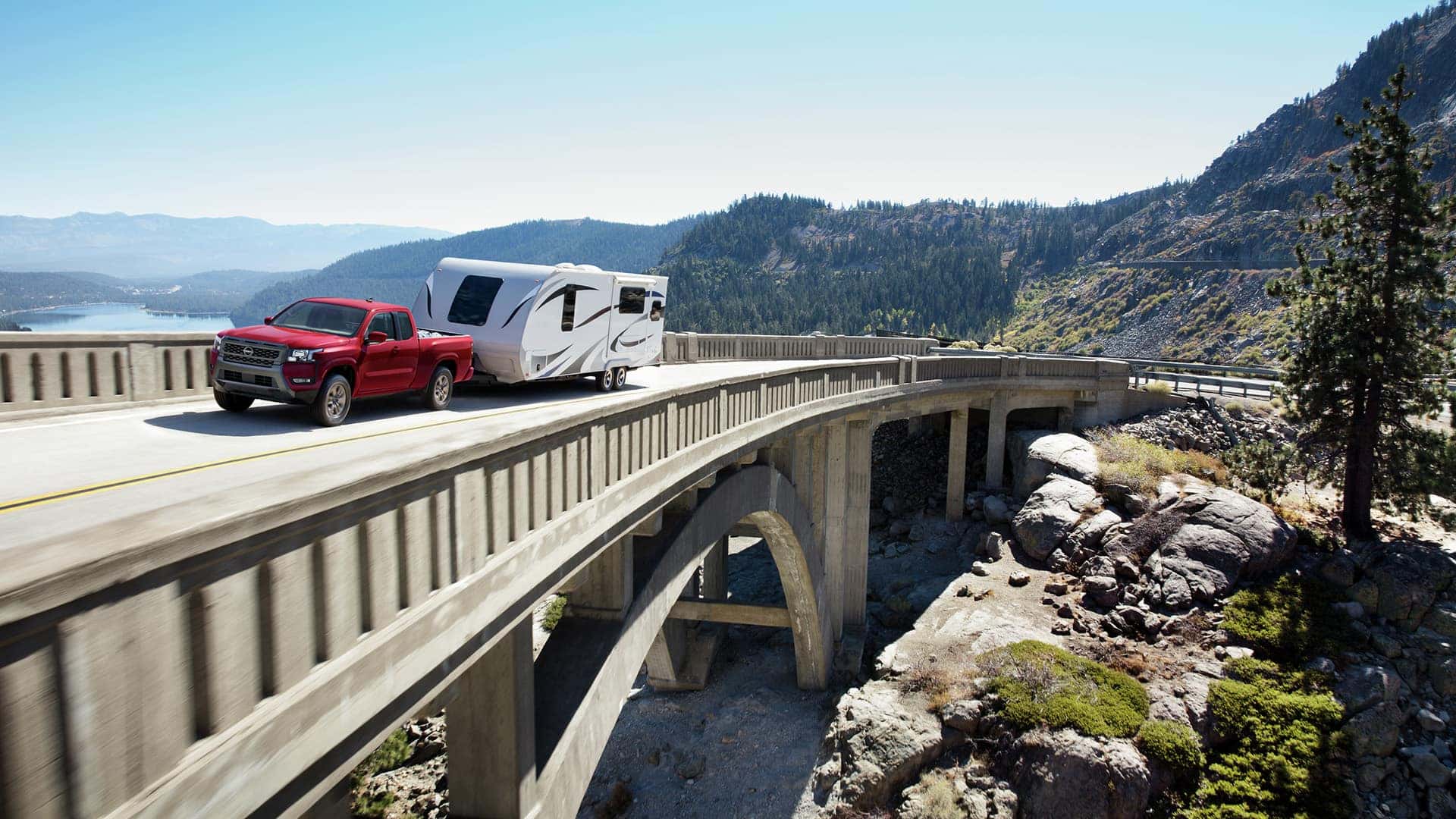 2025-Nissan-Frontier