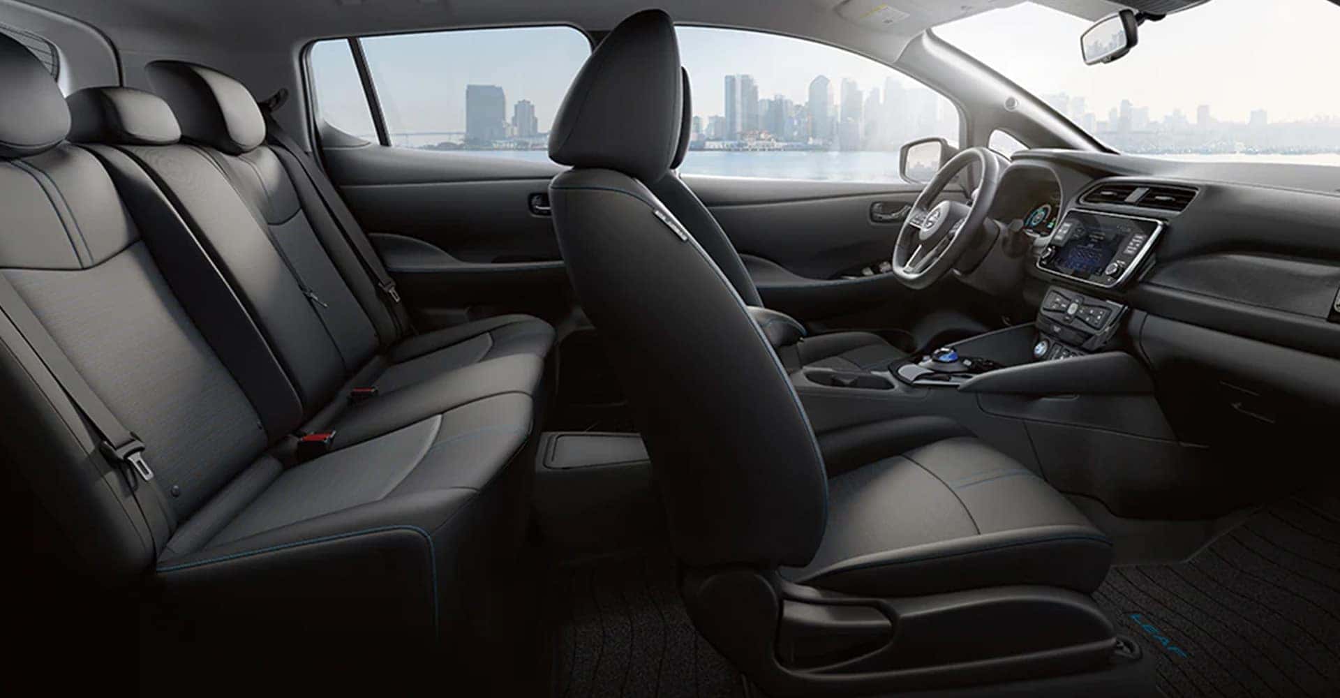 2025 Nissan LEAF