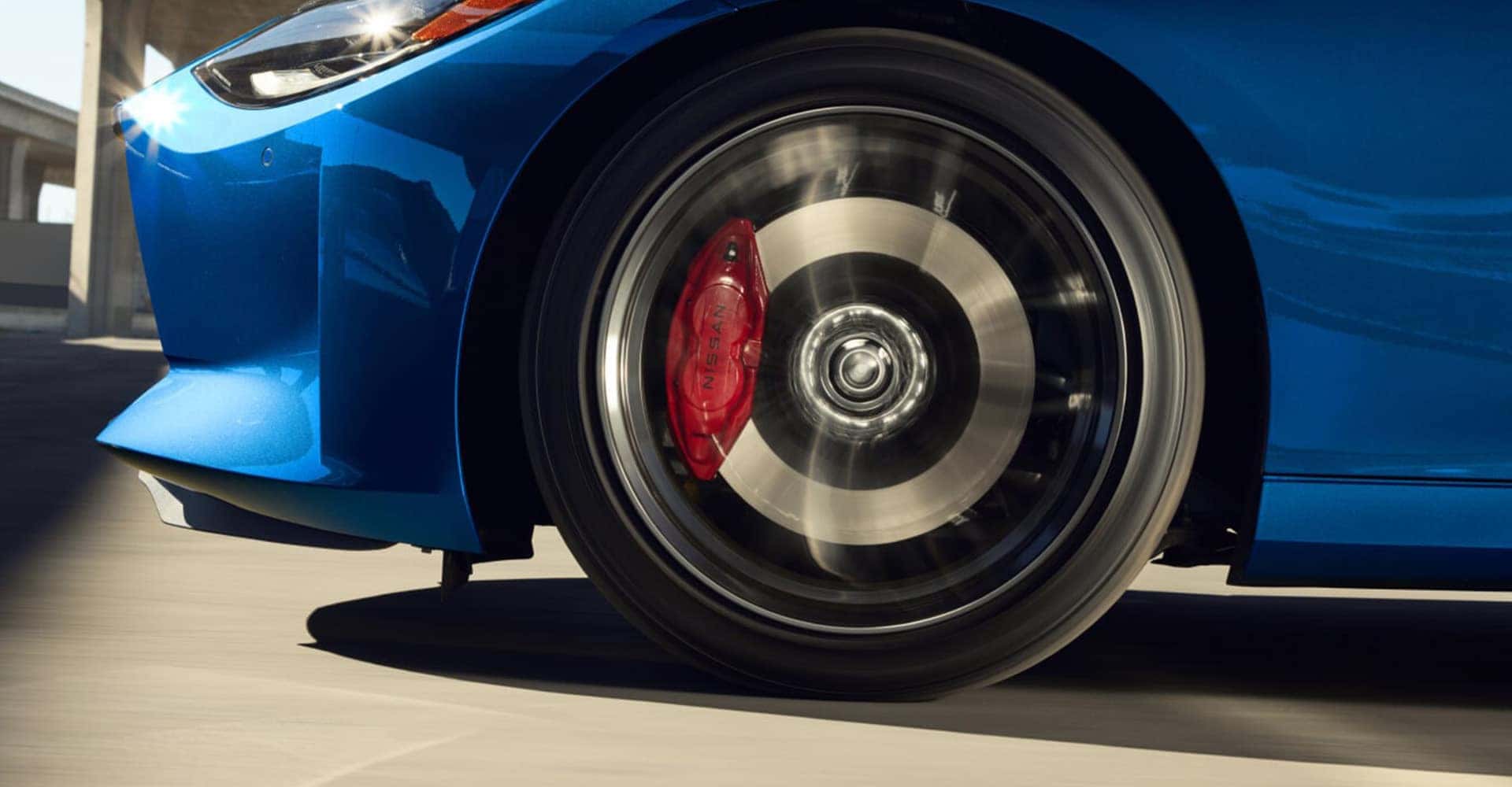 2025 nissan z in blue brake calipers