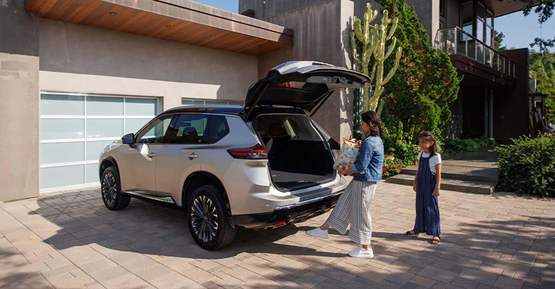 2026-nissan-rogue-cargo-trunk-space