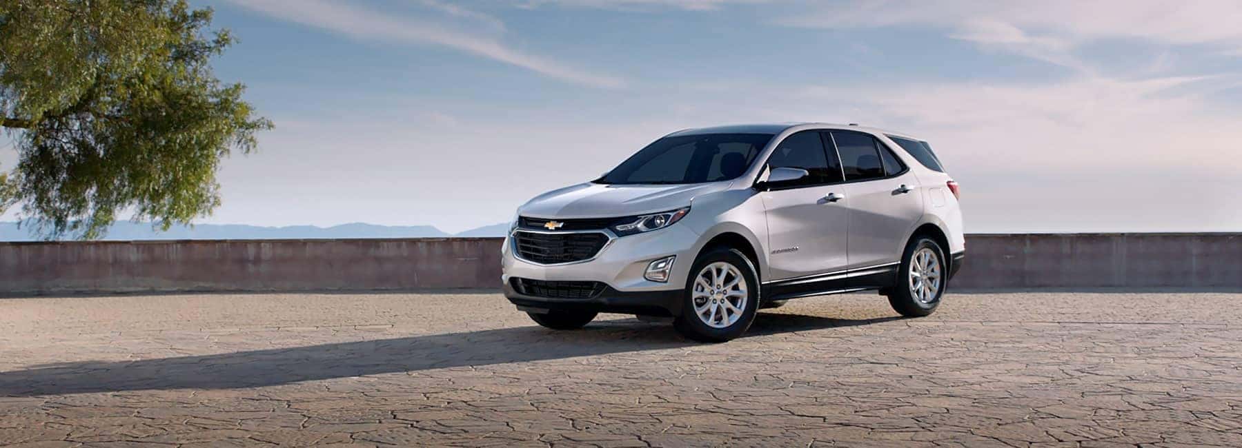 White 2021 Chevrolet Equinox