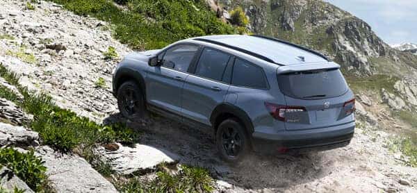 Pilot vs. CR-V: 2022 Honda Pilot Performance Image