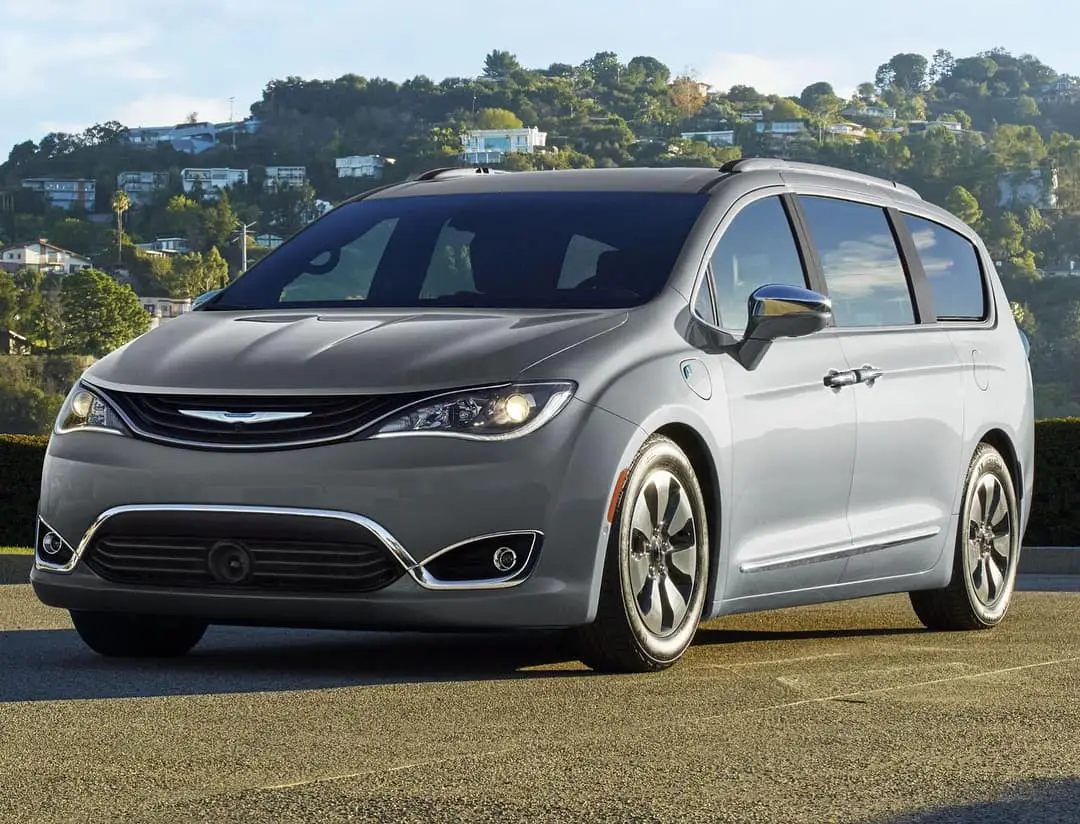 The Vehicle For Every Family Commute | The Chrysler Pacifica ...