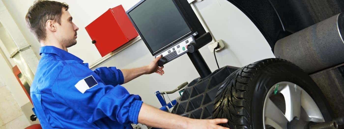 Wheel Balancing vs. Wheel Alignment di city Service